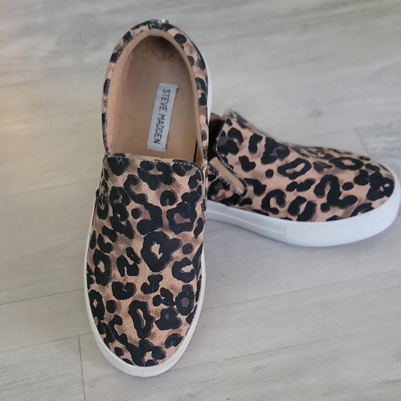 Steve Madden Shoes - Steve Madden Brown and Black Sneakers with Leopard Print